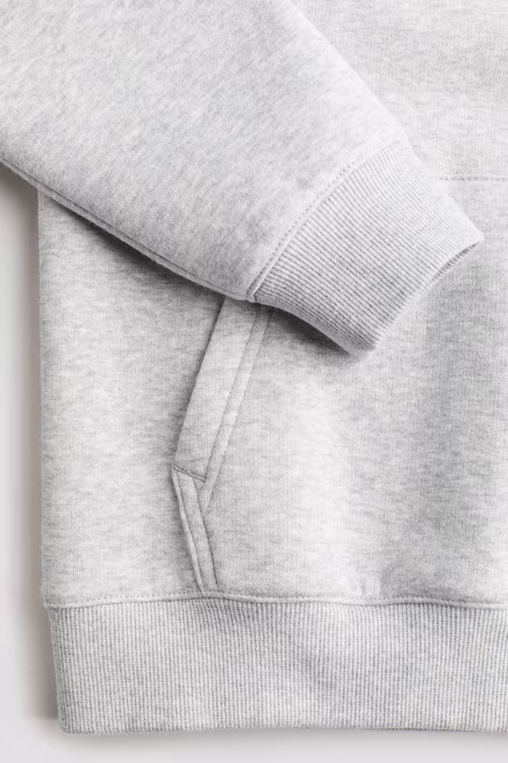 Толстовка с капюшоном