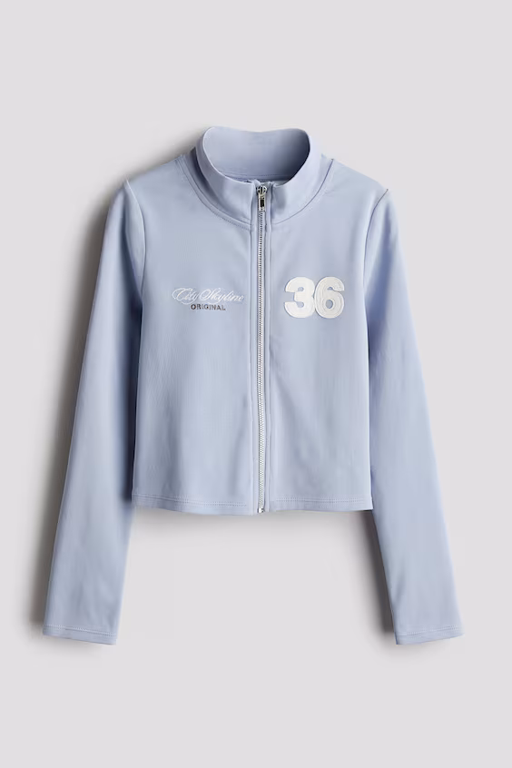 Куртка с молнией и узором