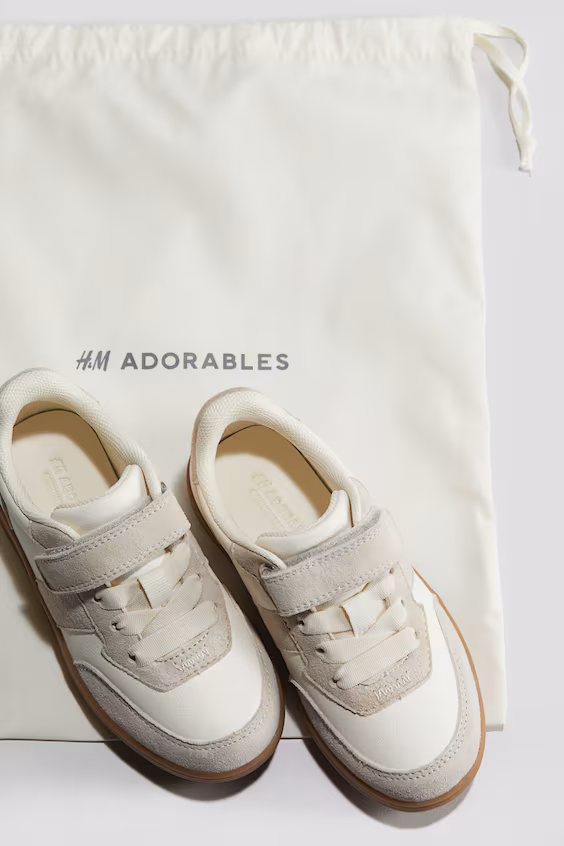 Кроссовки из кожи