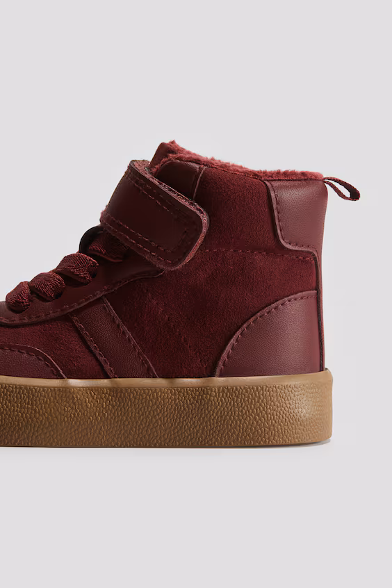 Кроссовки-ботинки с теплым подкладом