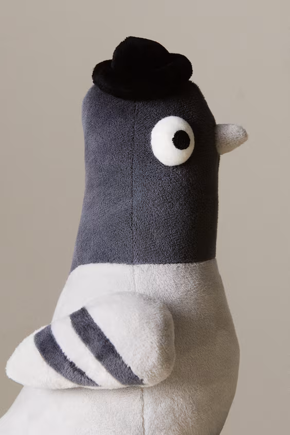 Плюшевый голубь