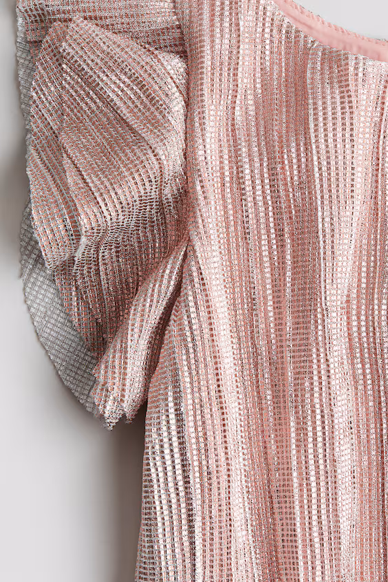 Плиссированное платье прямого кроя