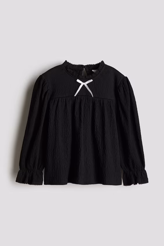 Блуза с кружевными краями