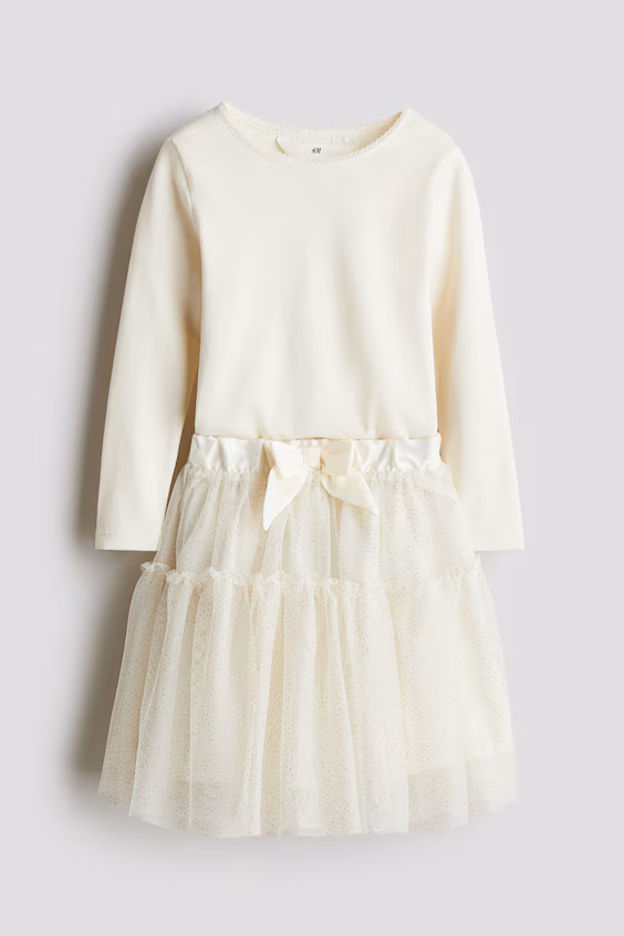 Комплект свитера и юбки