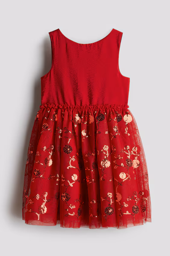 Платье с юбкой из тюля