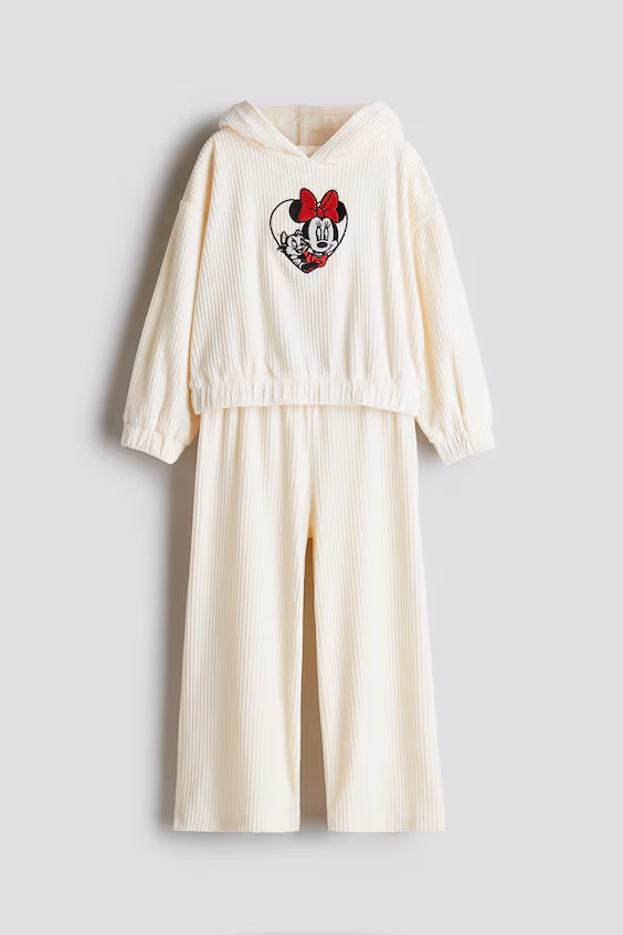 Костюм с толстовкой и брюками-джоггерами