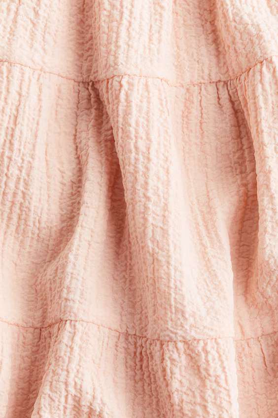 Юбка из потрясающей ткани с мягкими складками