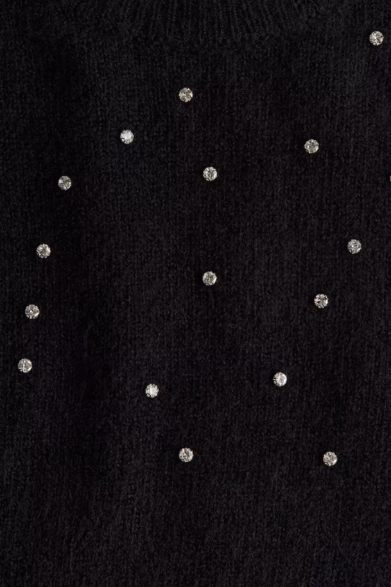 Украшенный свитер