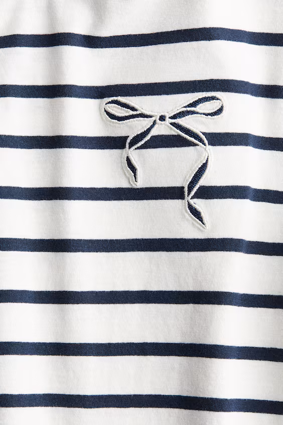 Свитер из хлопка с вышивкой