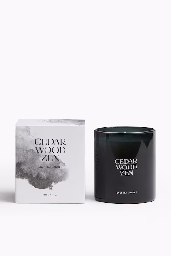 Ароматическая свеча в стеклянной подставке