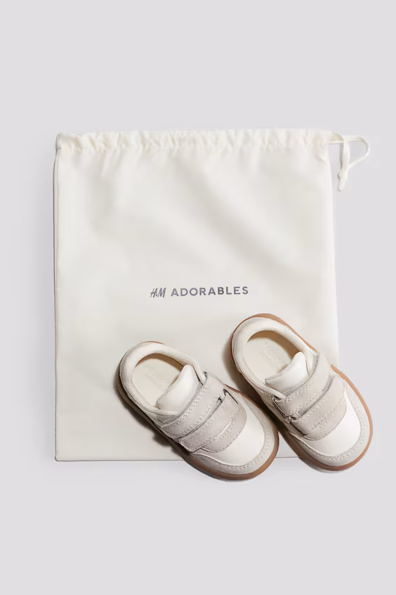 Кроссовки из кожи