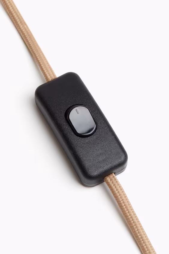 Настольная лампа из металла