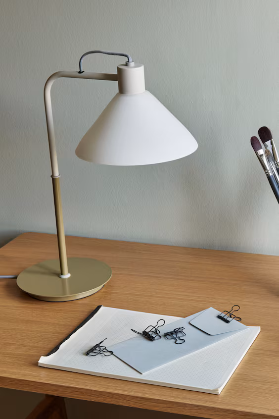 Настольный светильник spot