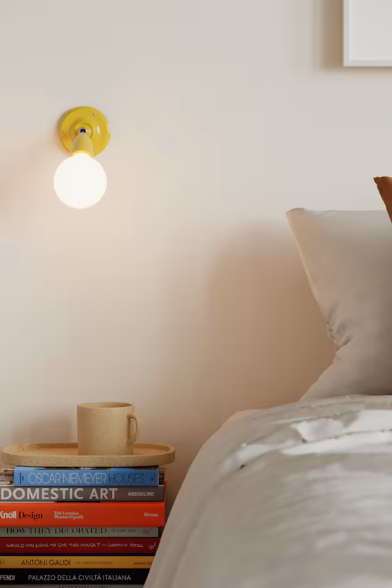 Набор из двух настенных светильников из фарфора с лампой