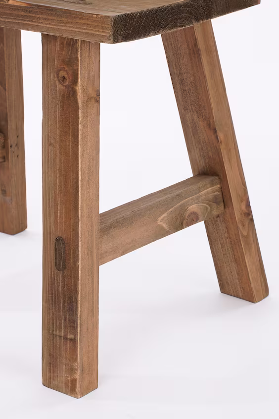 Банк из переработанного дерева