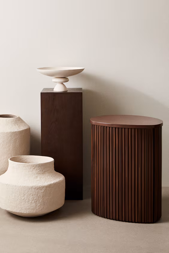 Маленький журнальный столик