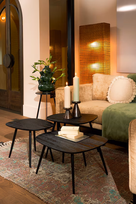 Меза де апойо им мадейра рециклада