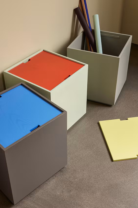 Боковой стол/ящик хранилища vault