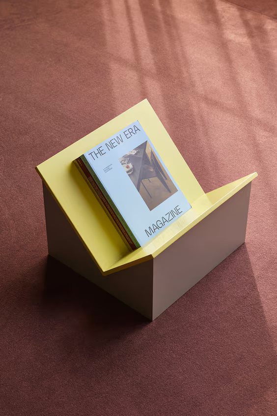 Подставка для журналов tick