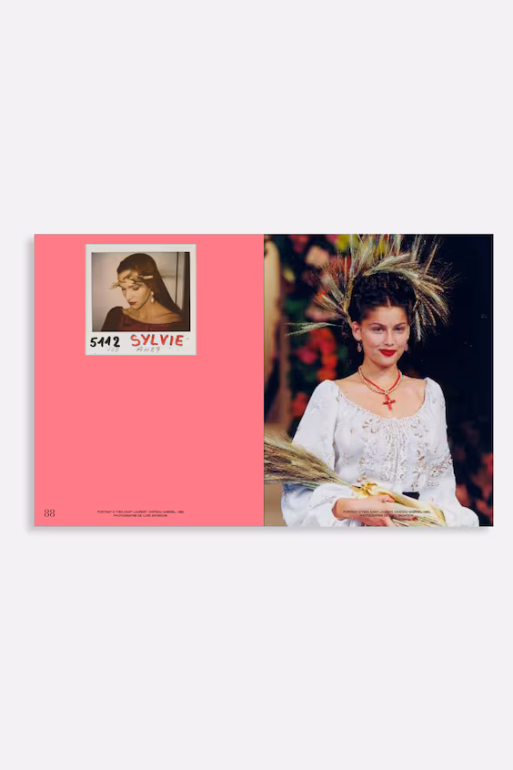 Цветы от ив сен лорана