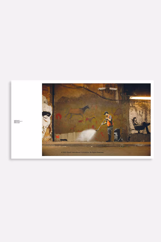 Книга о творчестве banksy