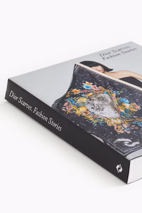 Платки dior, fashion stories