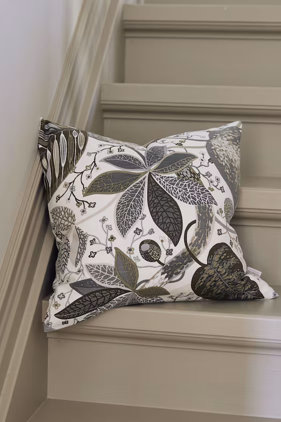 Подушка adam & eva