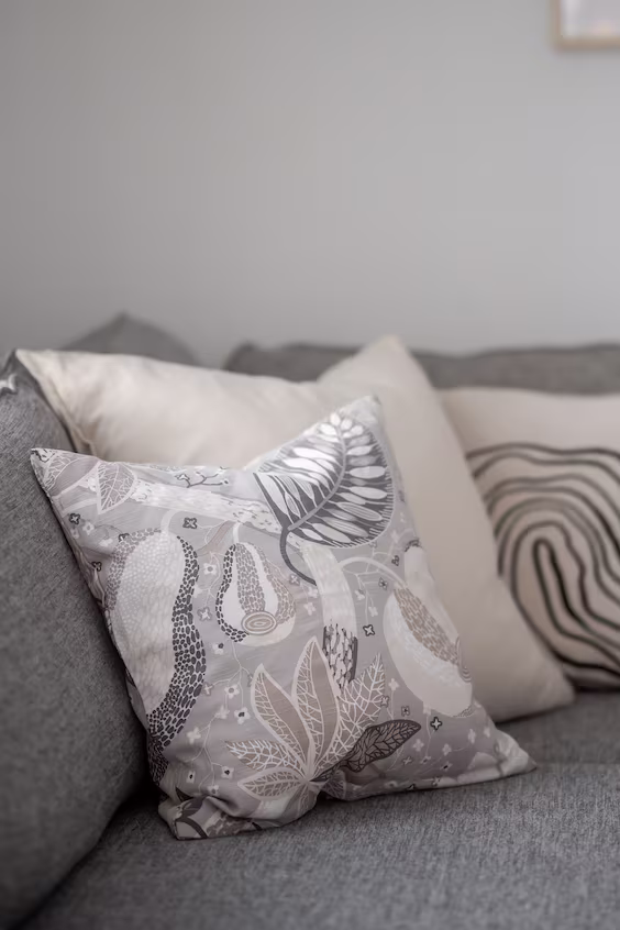 Подушка adam & eva