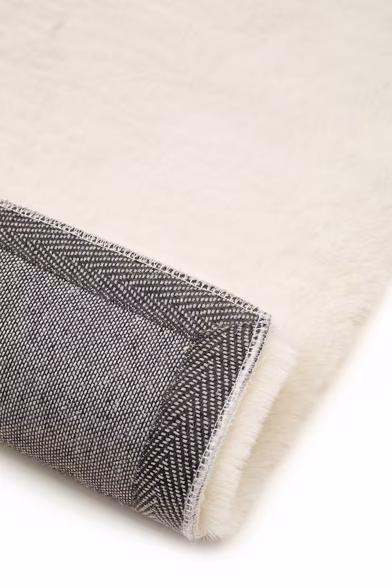 Ковер из меха dave