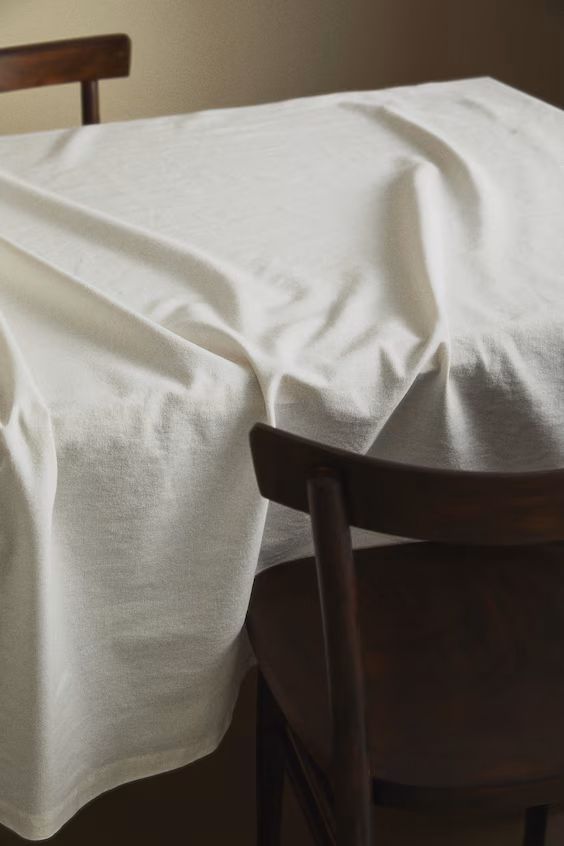 Скатерть из смеси льна