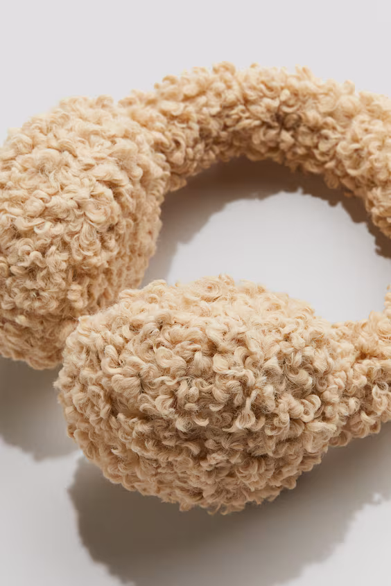 Защита для ушей из плюша