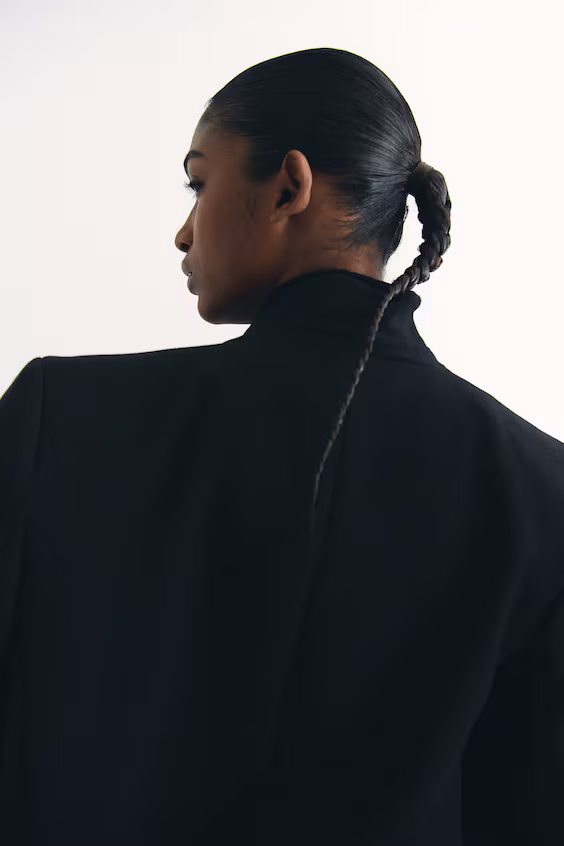 Пиджак с одним пуговицей