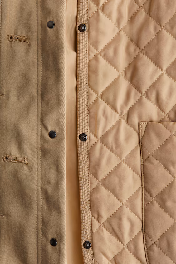 Короткое хаки-пальто из хлопкового саржевого полотна