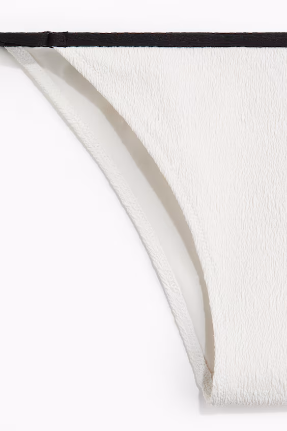 Трусы бикини cheeky