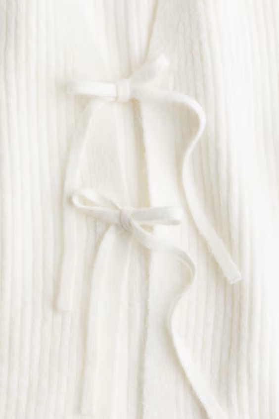 Свитер из рубчиковой ткани с завязками