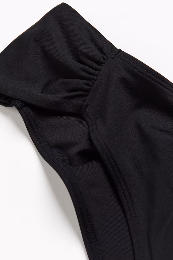 Трусы бикини cheeky