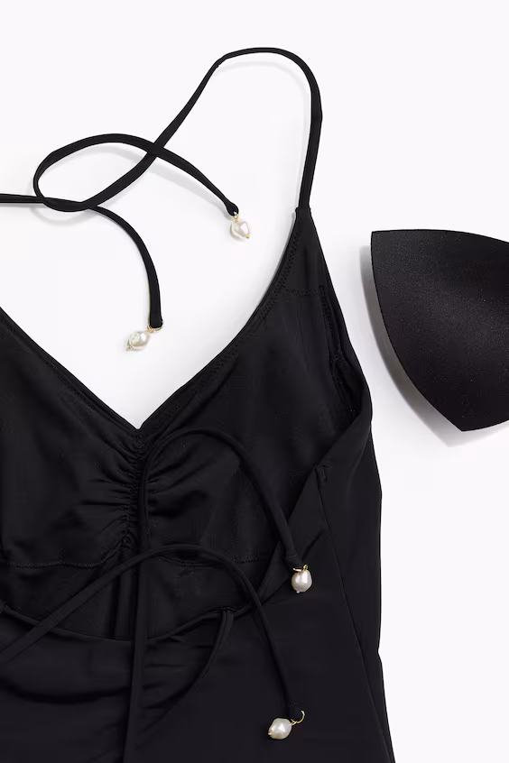 Купальник с чашками-подушками