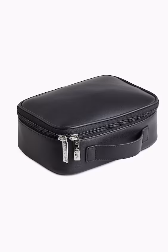 Косметичка квадратной формы