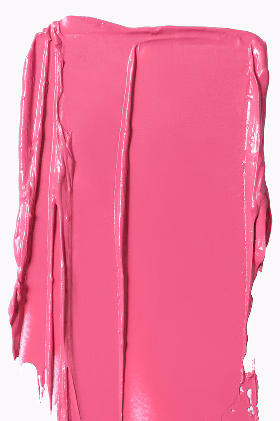 Губная помада с атласным финишем