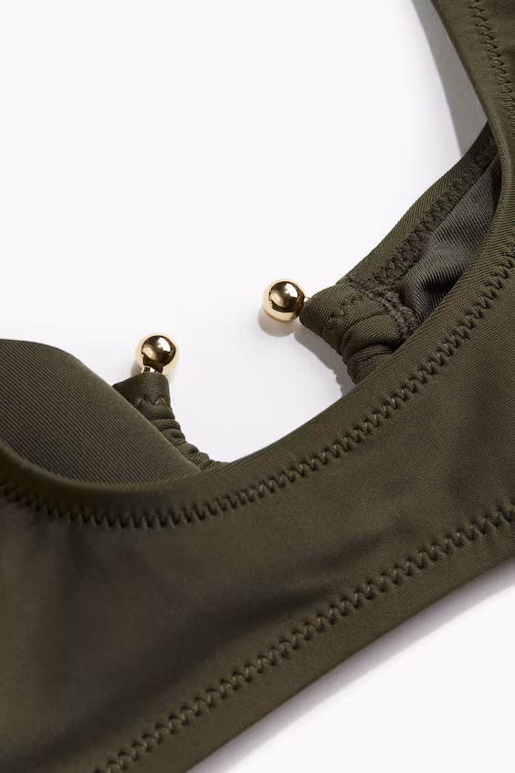 Топ бикини с мягкими чашечками