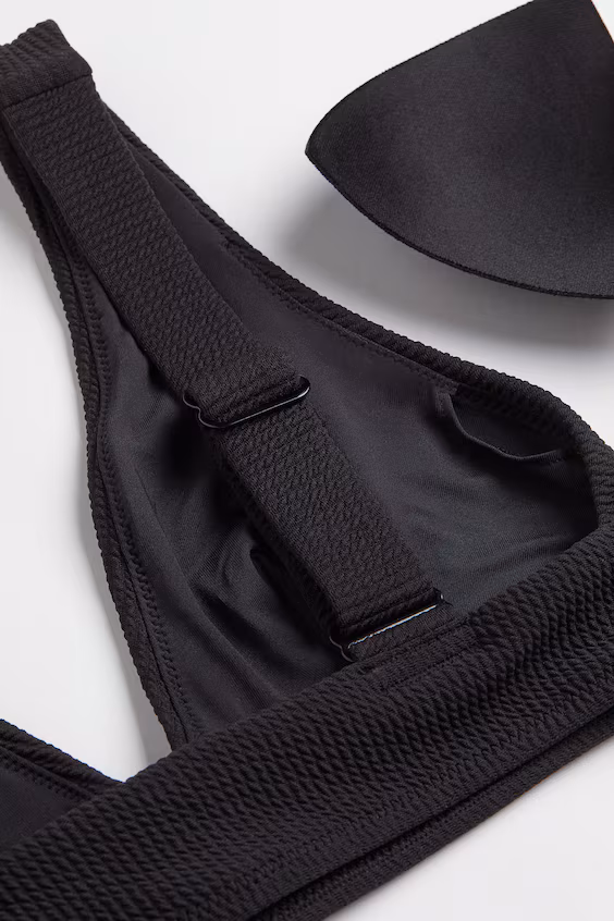 Топ бикини с поролоном