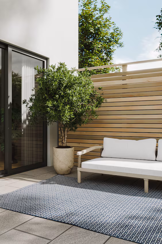 Ковер для внутреннего и наружного пространства lou