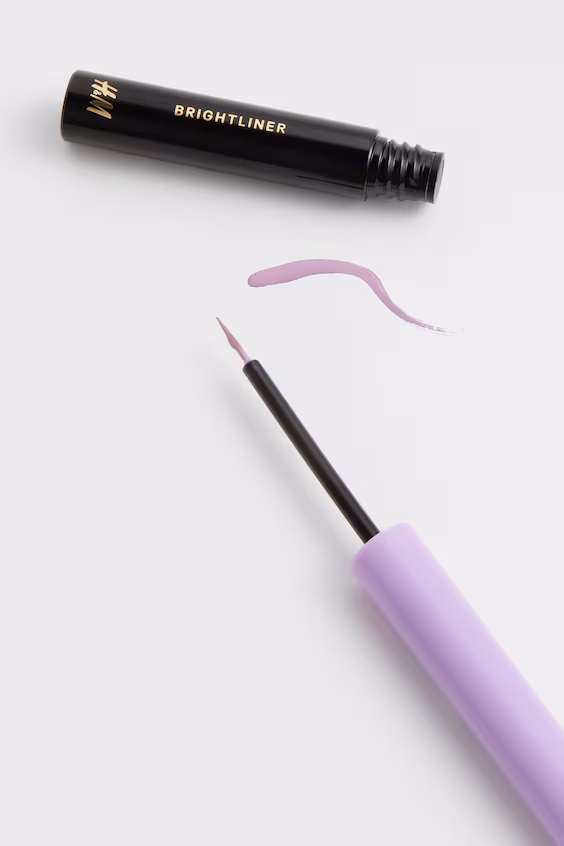 Жидкая подводка для глаз