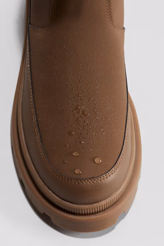 Водонепроницаемые ботинки