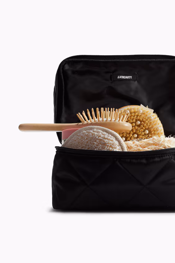 Большая косметичка с двумя отделениями