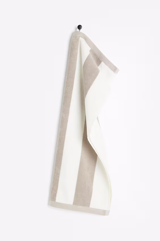 Рушник в полоску