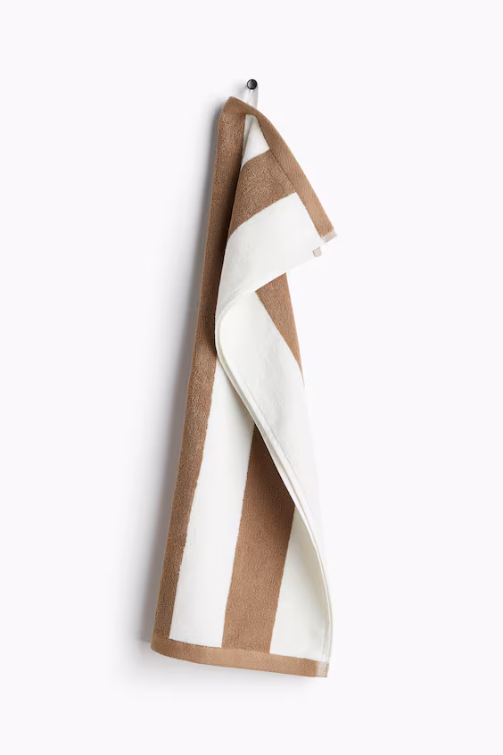 Полотенце для рук в полоску