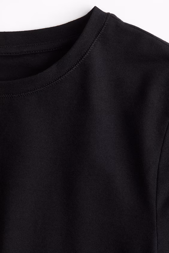 Футболка облегающая