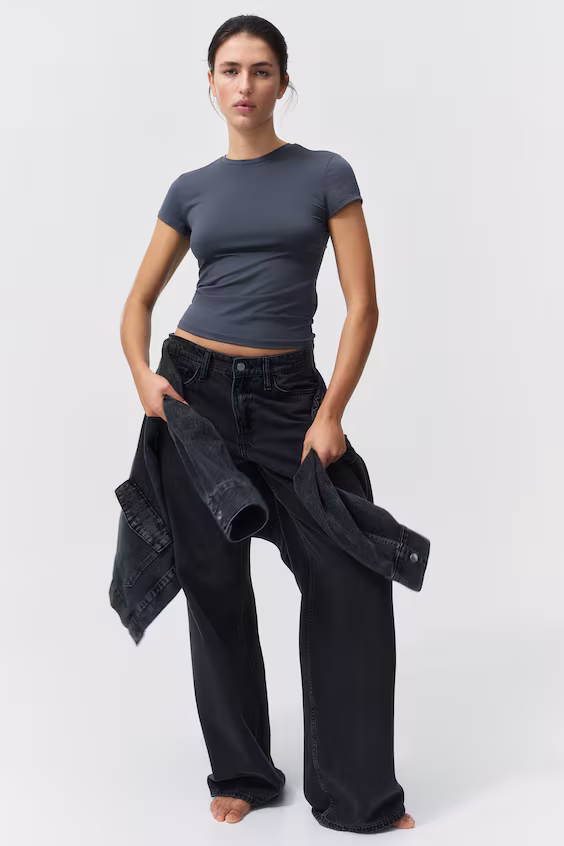 Футболка облегающая