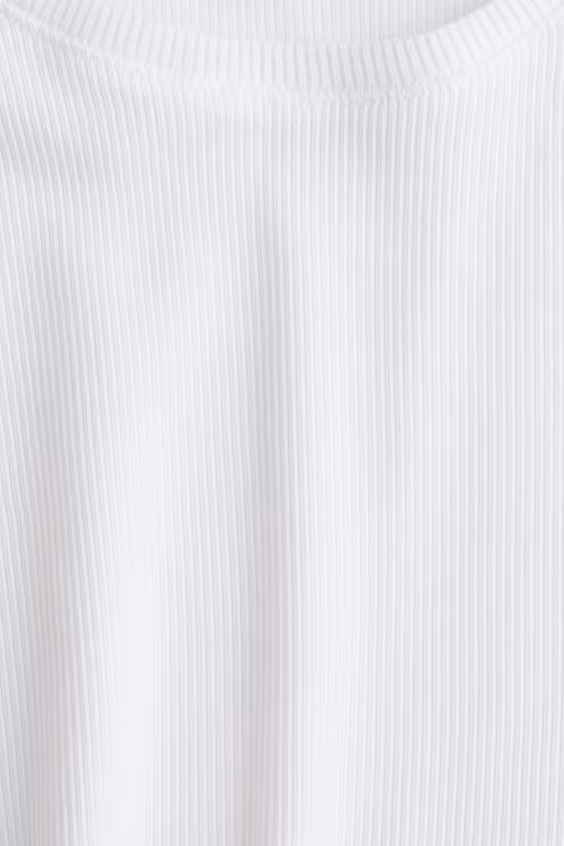 Облегающая футболка